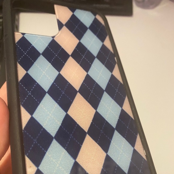 Wildflower case for iPhone 11 Pro Max - Picture 2 of 3